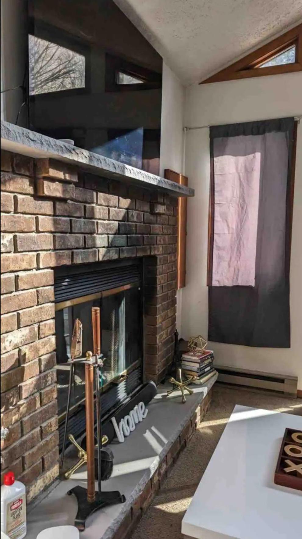 Ambiance - King Bed Cabin, Jetted-Tub & Fireplace Tobyhanna Exterior foto