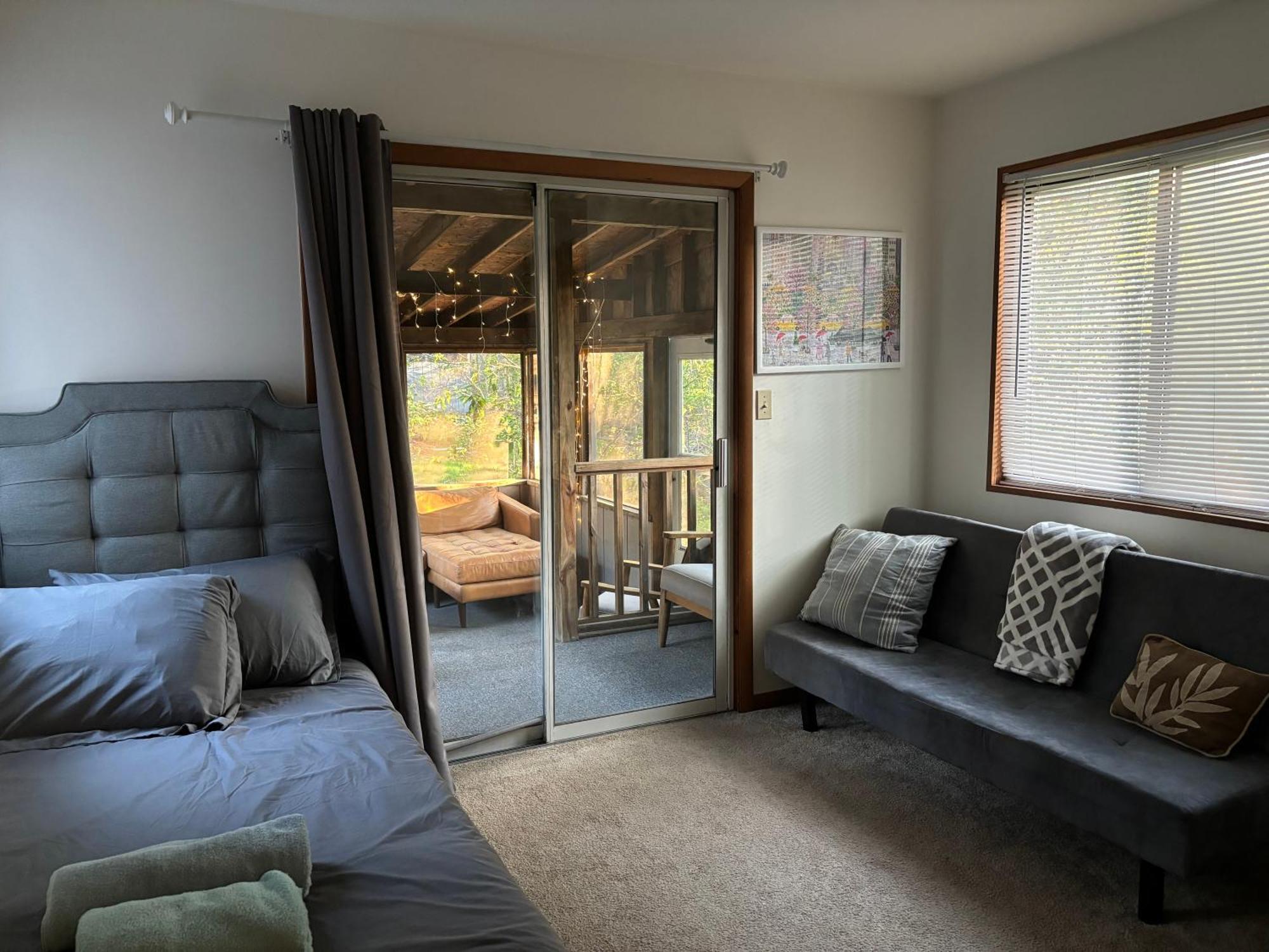 Ambiance - King Bed Cabin, Jetted-Tub & Fireplace Tobyhanna Exterior foto
